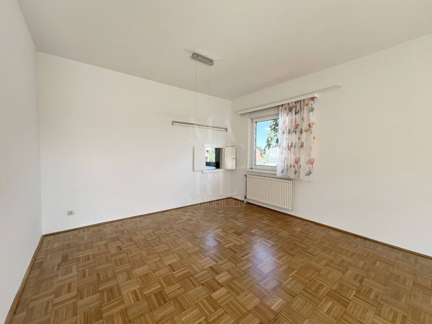 ruhig gelegene Terrassenmaisonette mit 2 großen Terrassen und Indoorpool