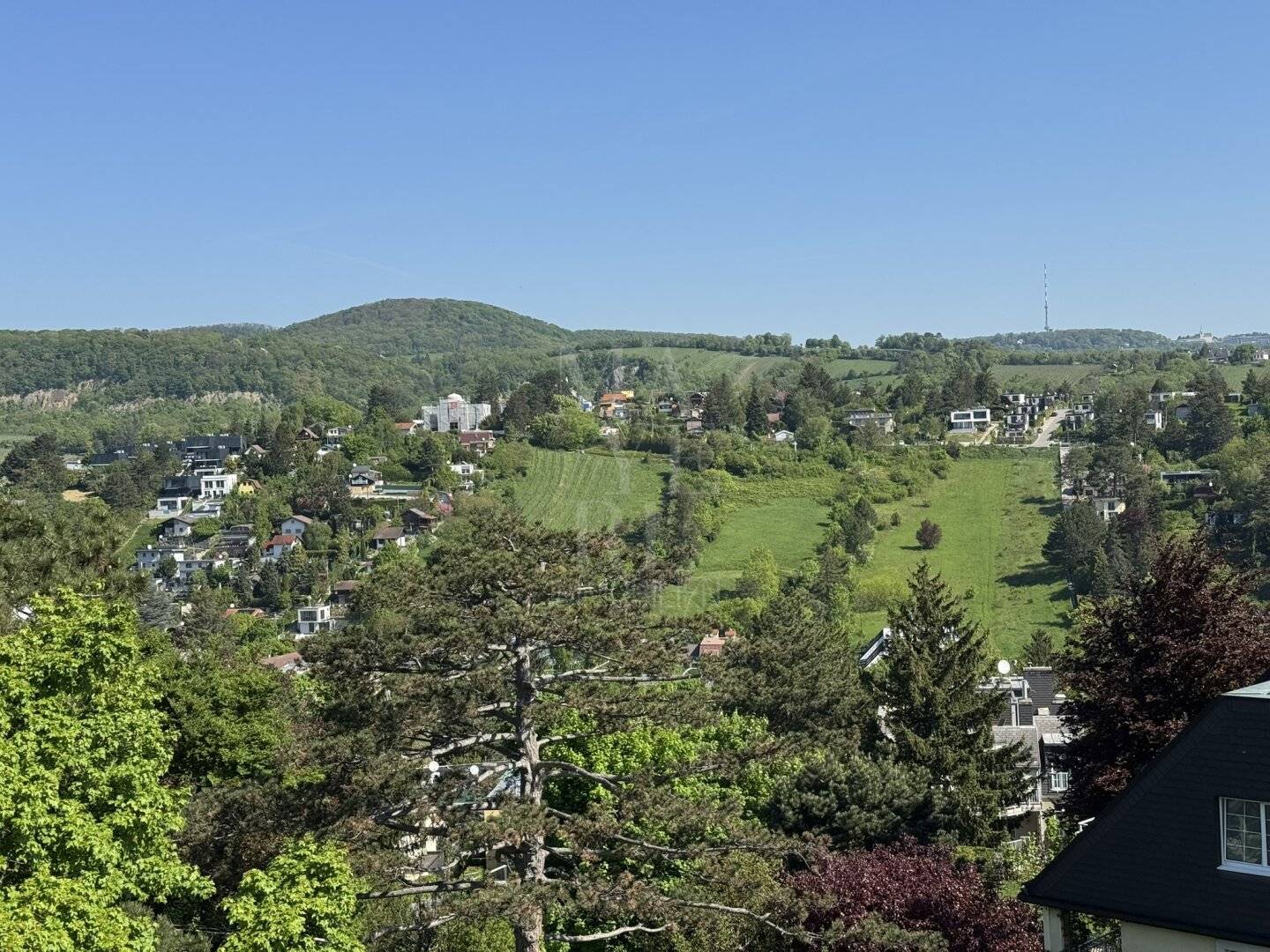 Dachterrassenwohnung mit Weitblick - Zweitbezug nach Komplett-Sanierung