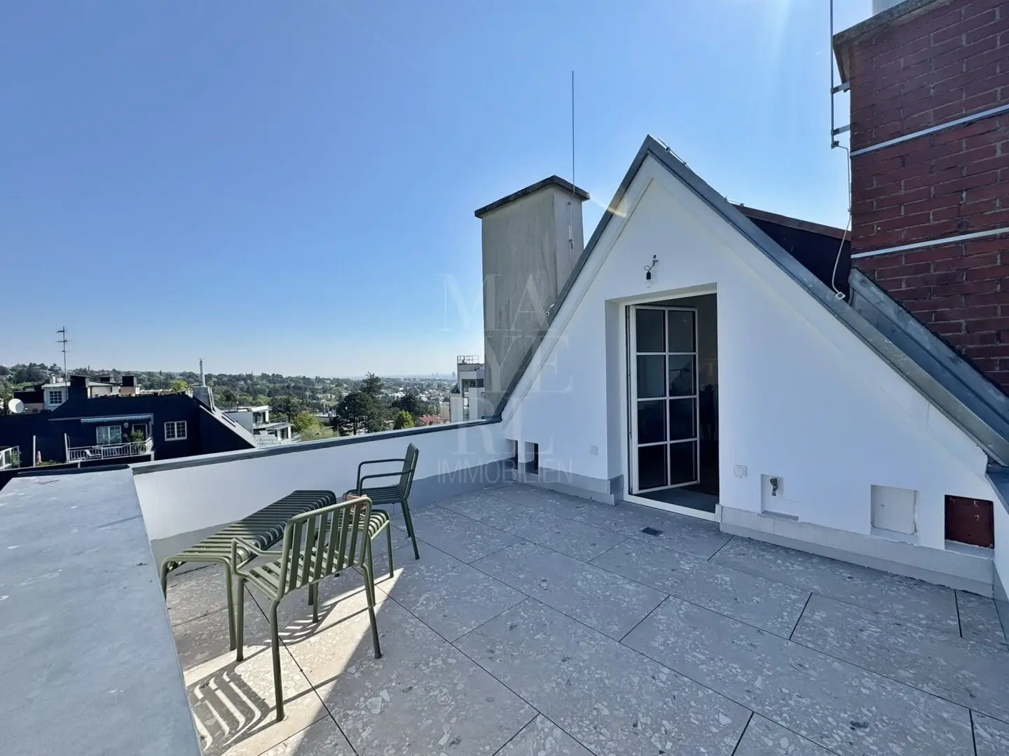 Dachterrassenwohnung mit Weitblick - Zweitbezug nach Komplett-Sanierung
