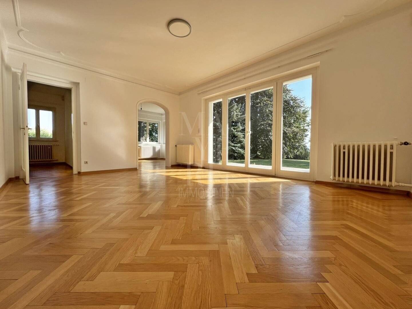 Einfamilienhaus mit über 1000 m² Eigengarten inmitten der Weinberge