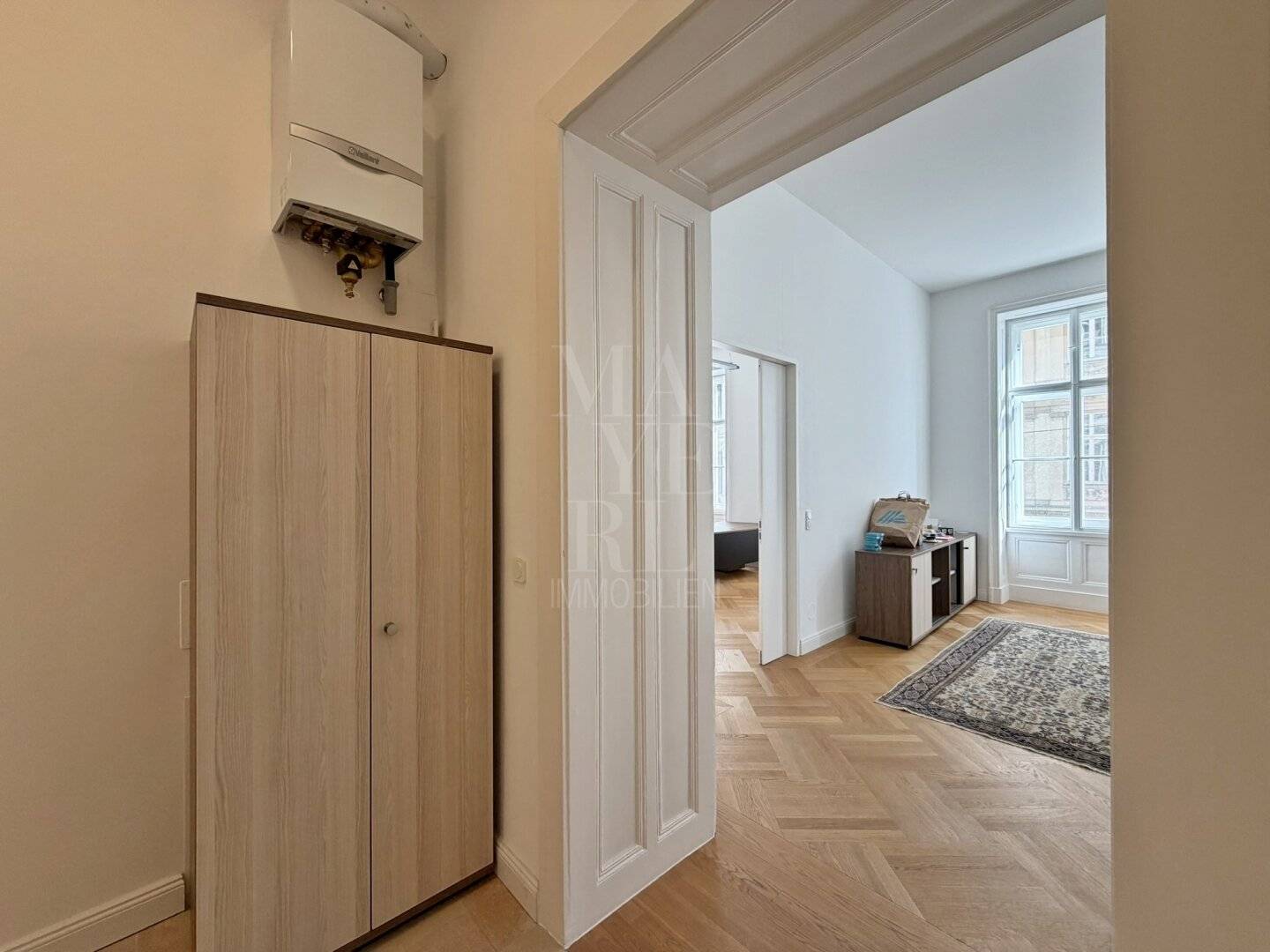 Saniertes Altbaubüro - Zweitbezug beim Rudolsplatz