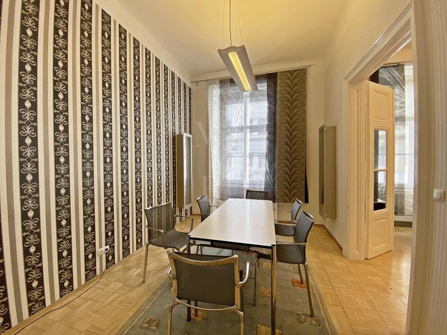 Komplett möblierte Innenstadtwohnung / 2 SCHLAFZIMMER - ! KEINE KURZZEITMIETE !