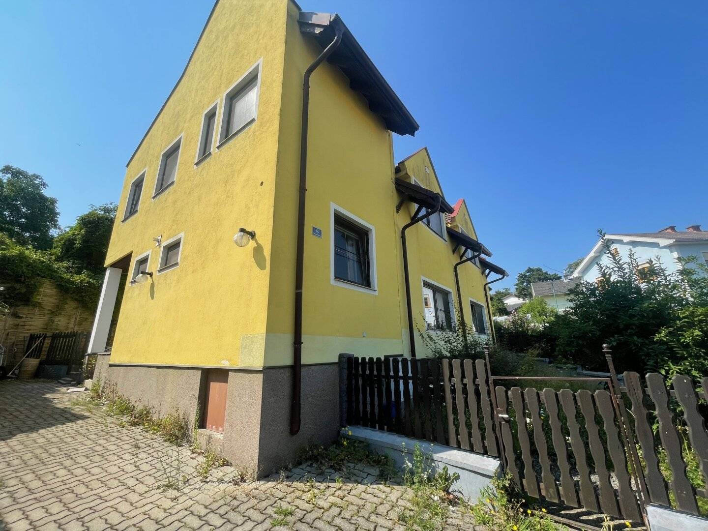 Kleiner Preis: Wohnungseigentum mit Gartennutzung!