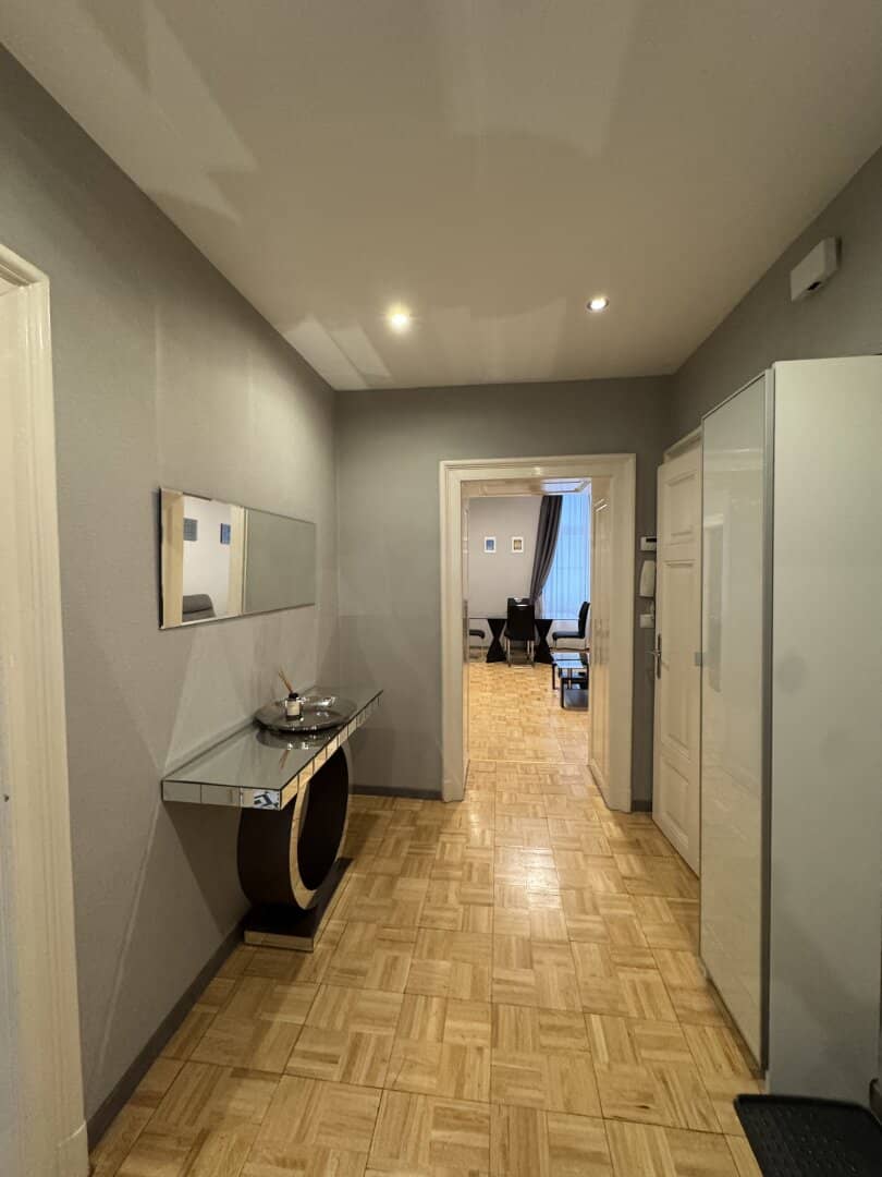 Short or Long Term Rent // Fully Furnished Apartment  (13)