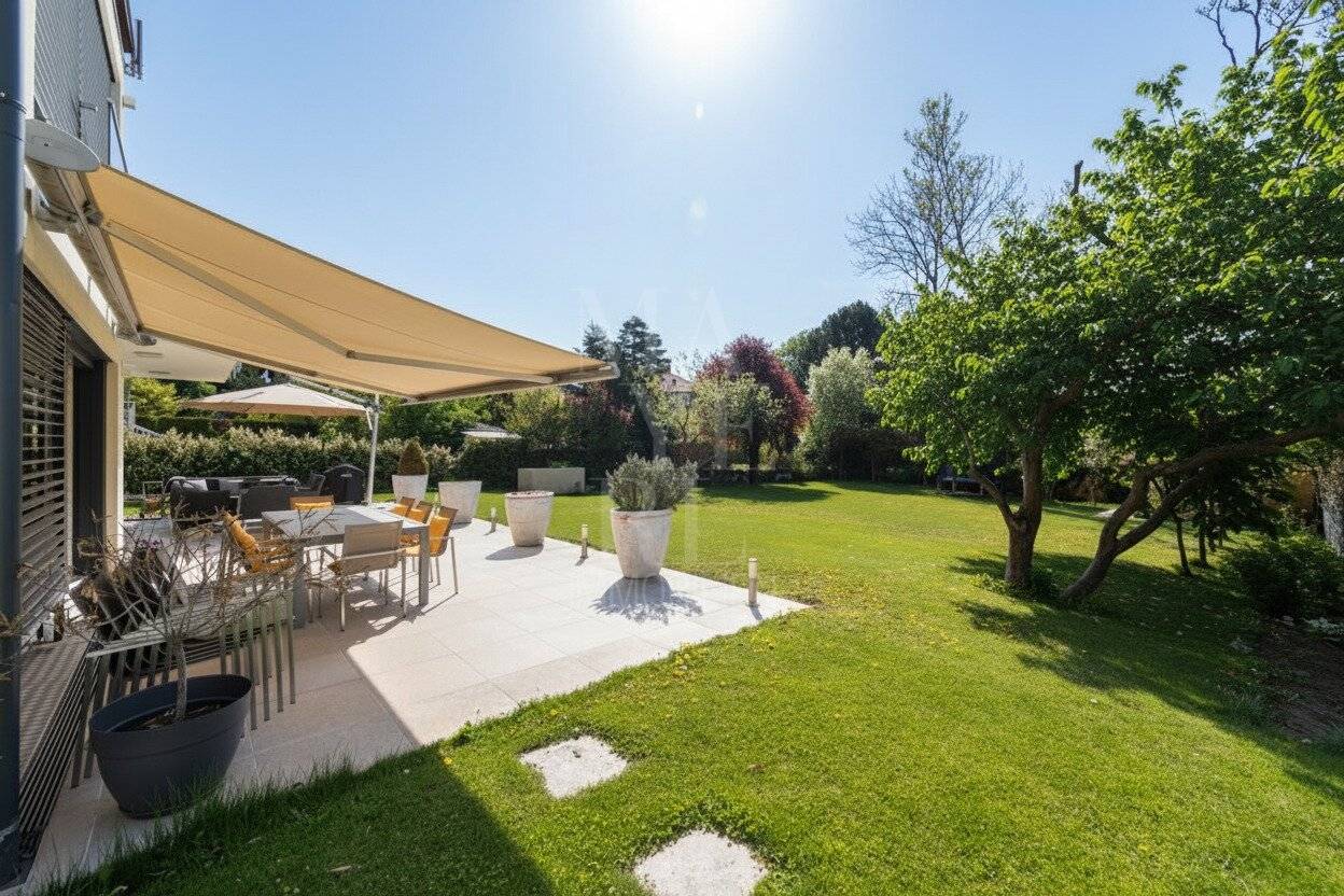 Exklusive Villa (2016) in Ruhelag