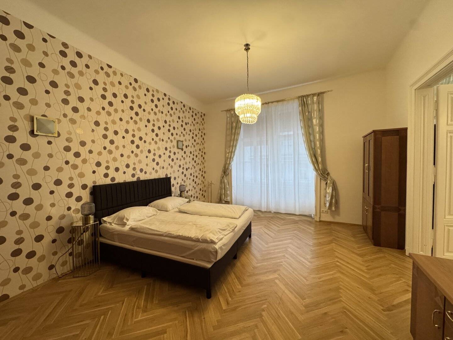 Fully Furnished SHORT OR LONG TERM (11)