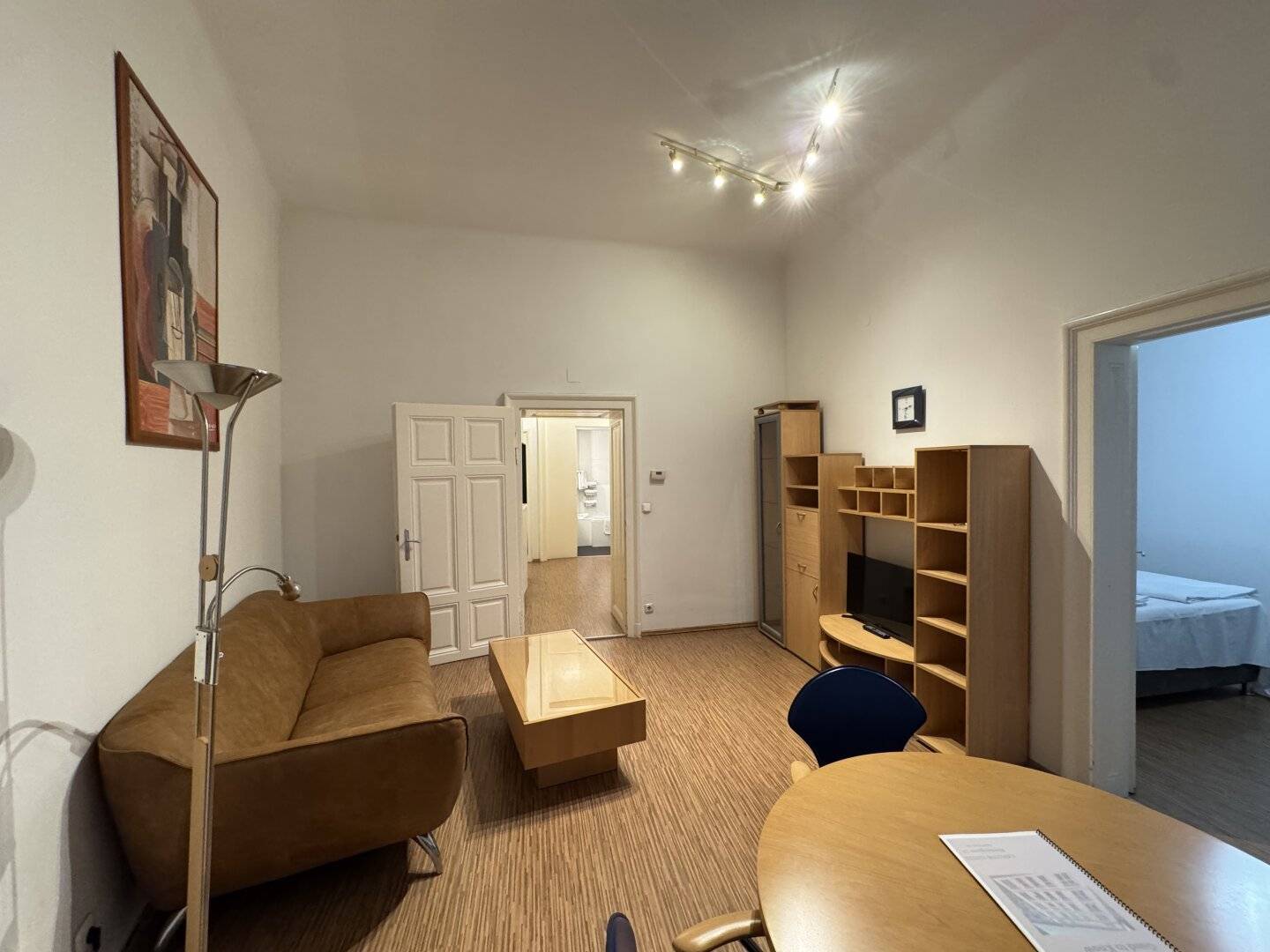 Fully Furnished SHORT OR LONG TERM (8)