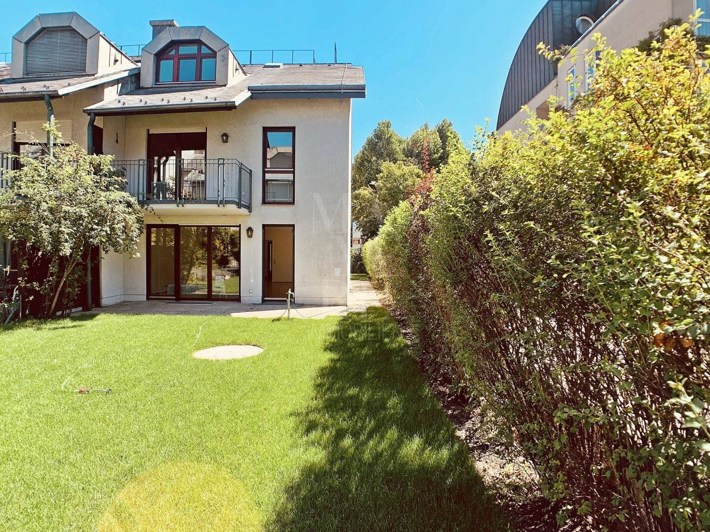 Reihenhaus mit Garten, zentral aber komplett ruhig gelegen