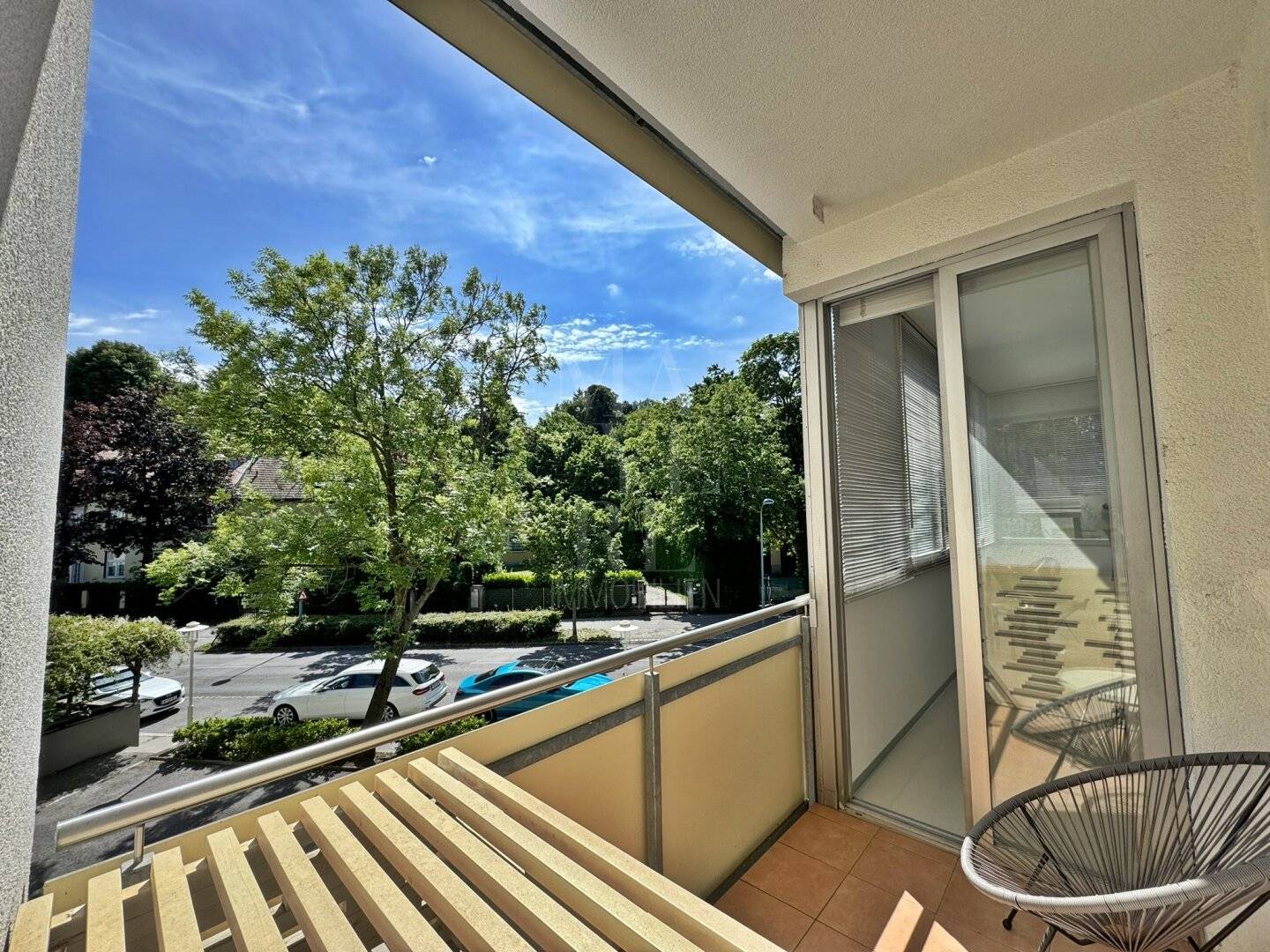 Stylisches Studio mit Balkon & Wintergarten
