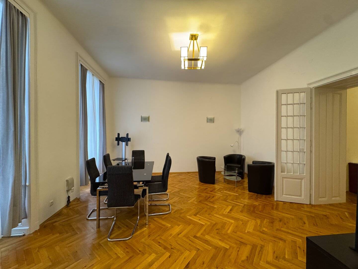 Fully Furnished SHORT OR LONG TERM (2)