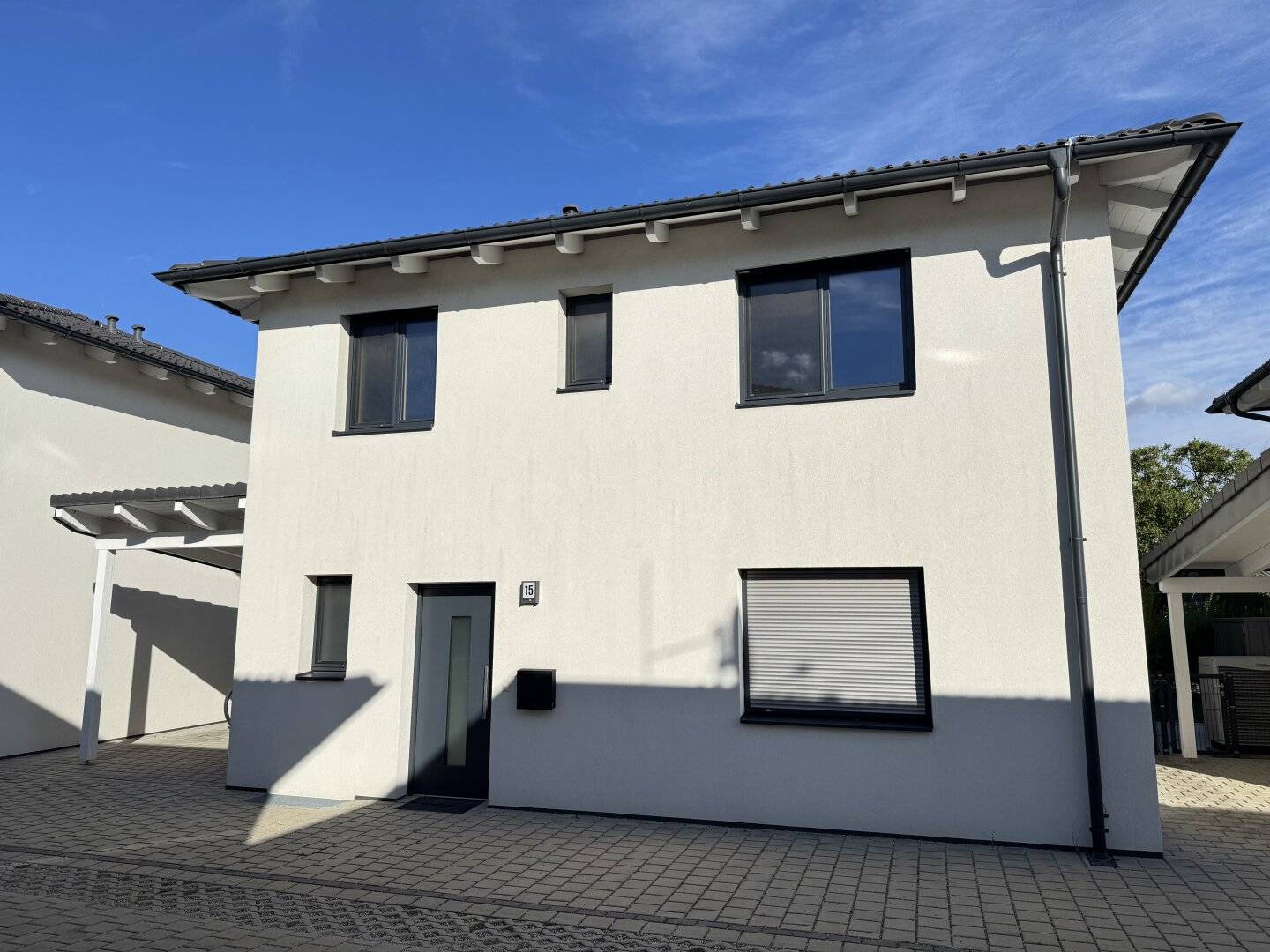 Exclusive Family Home with Private Garden - Seestadt Villen Aspern