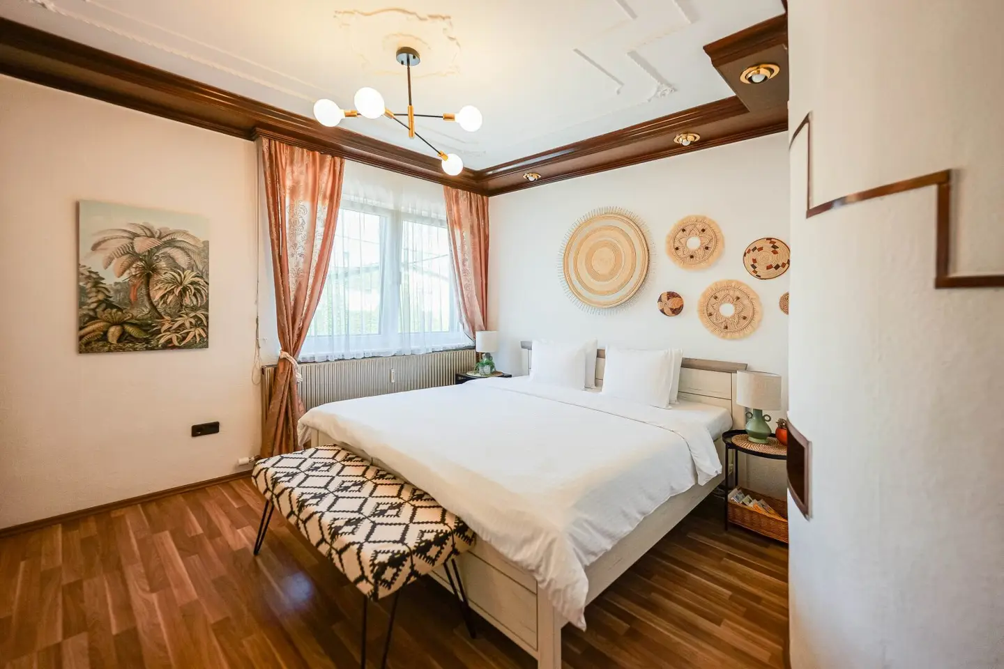 Fully Furnished Charming Maisonette with Balcony