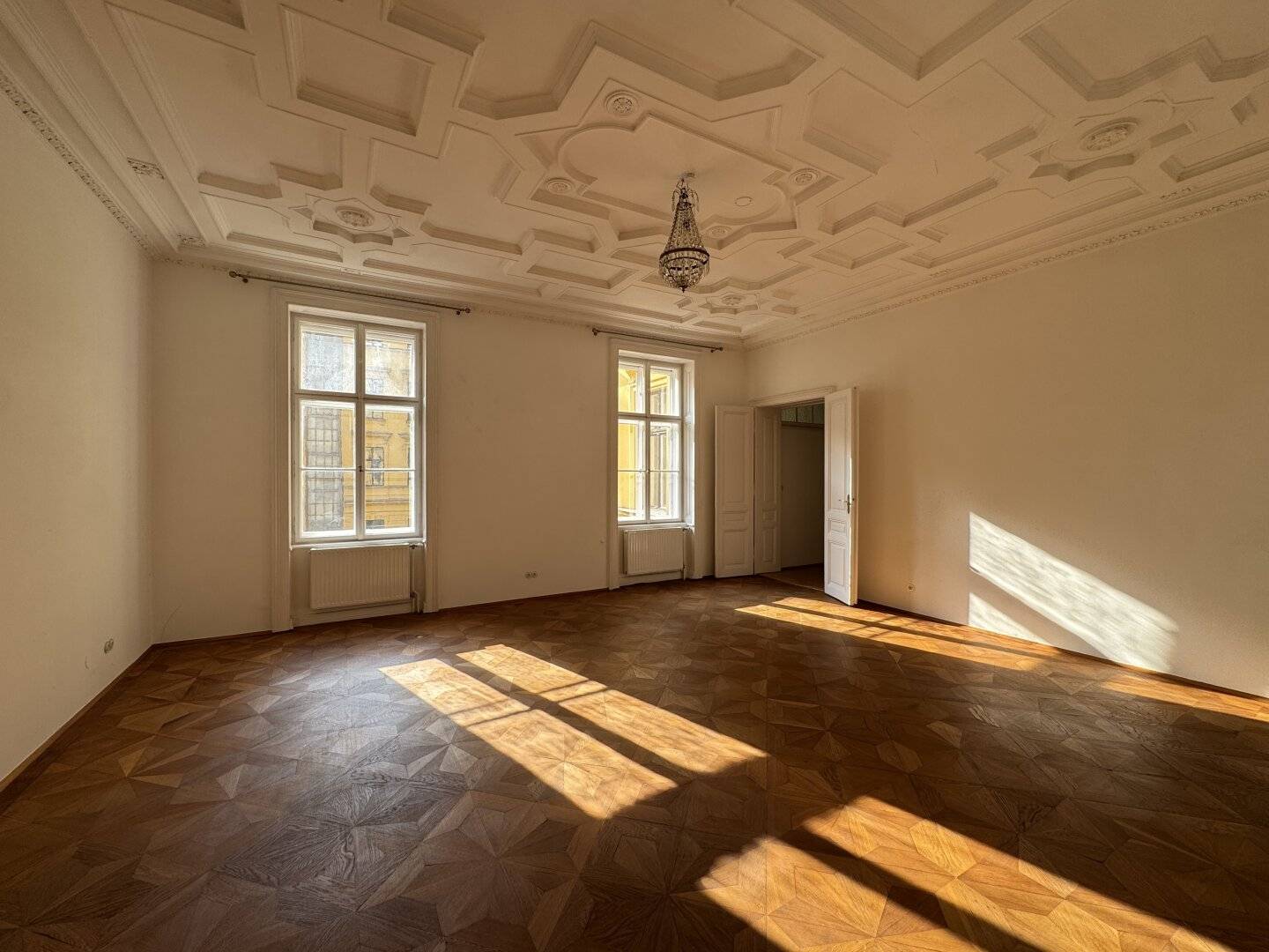 Embassy District / Prinz-Eugen Strasse