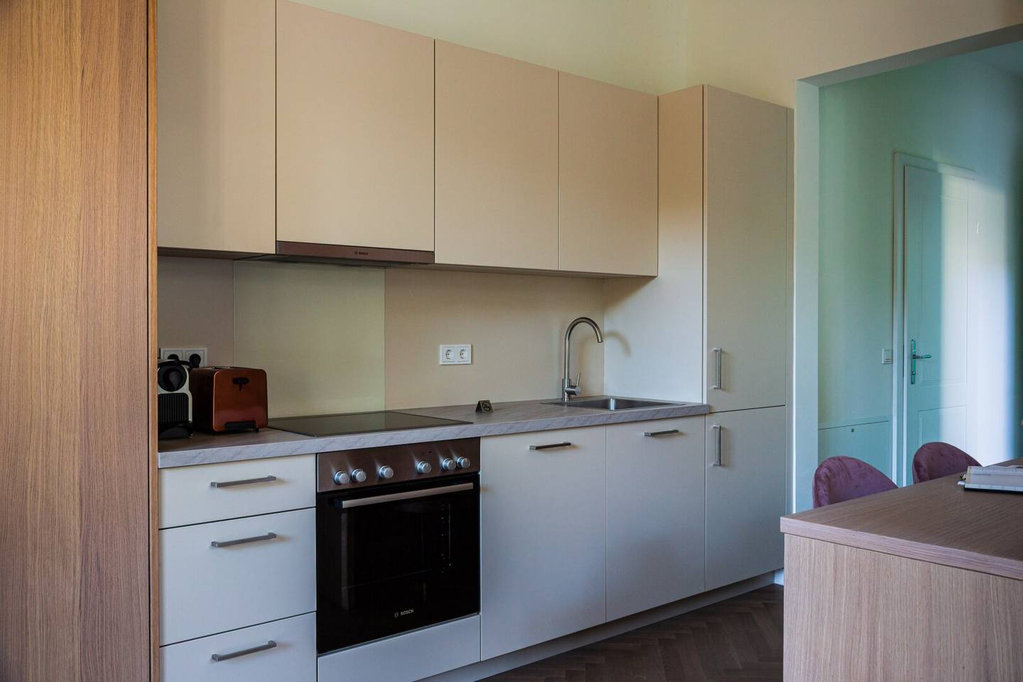 Serviced Apartment with Terrace in a Green Setting – Pötzleinsdorf (08)