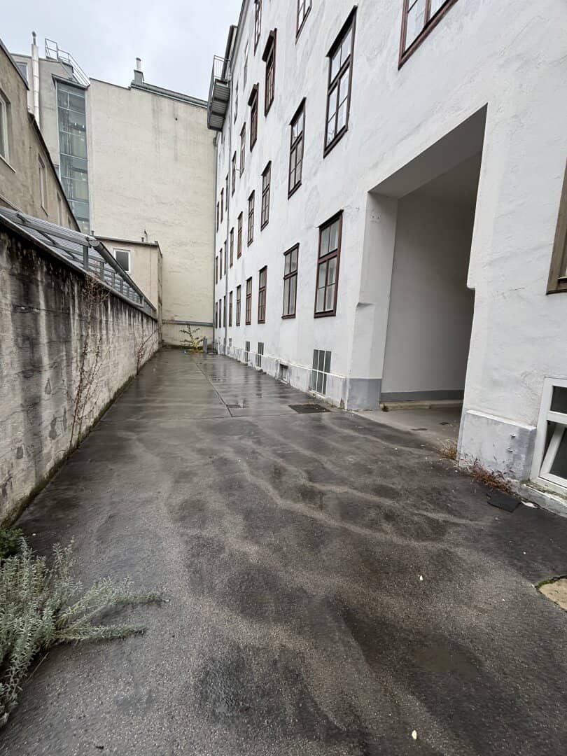 1120! Lager/Gewerbefläche nahe Euro Plaza und Wien Meidling!