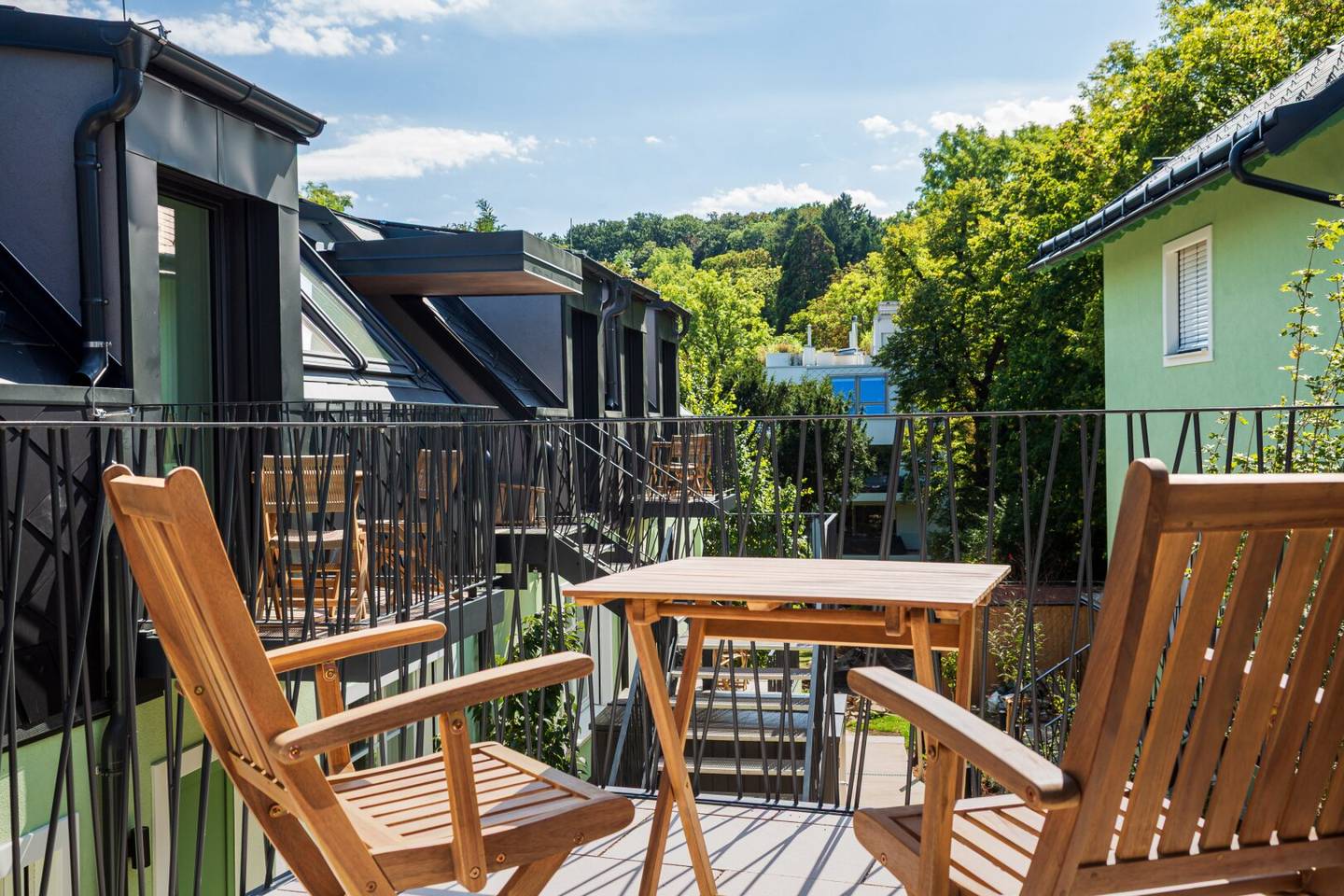 Serviced Apartment with Terrace in a Green Setting – Pötzleinsdorf (05)