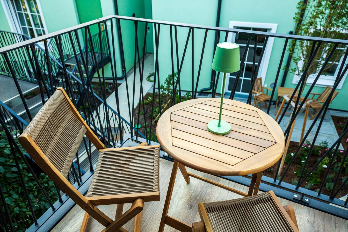 Serviced Apartment with Terrace in a Green Setting – Pötzleinsdorf (04)