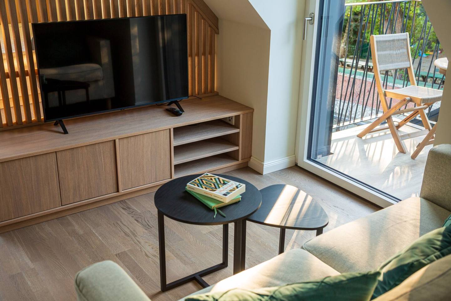 Serviced Apartment with Terrace in a Green Setting – Pötzleinsdorf (04)
