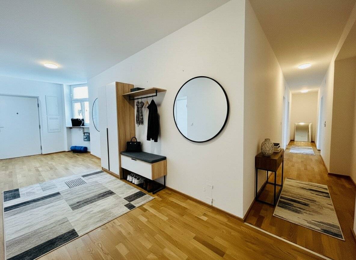 1080! 5-Zimmer-DG mit Balkon über den Dächern der Josefstadt!