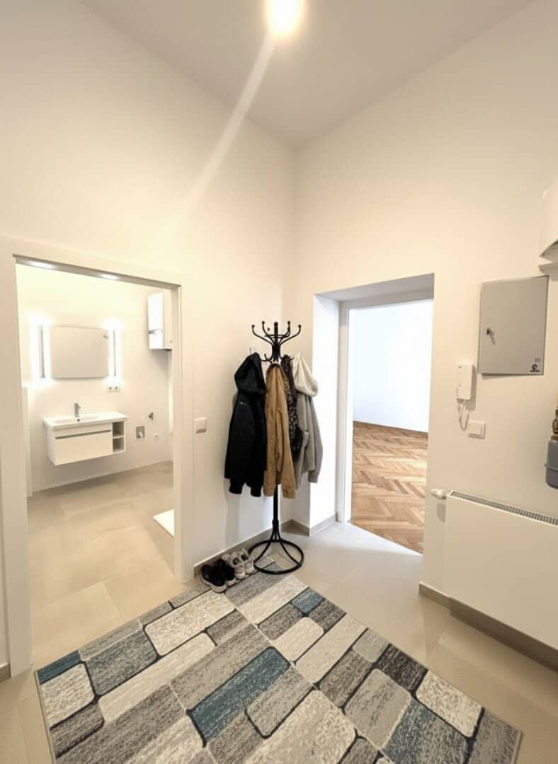 ERSTBEZUG NACH GENERALSANIERUNG! Hübsches 2-Zimmer Eigentum in begehrter Lage Nähe Augarten, 1020!