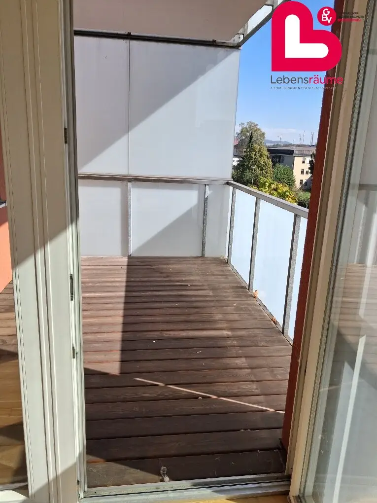 Neuwertige 3- Zimmer Wohnung in Linz mit Tiefgarage