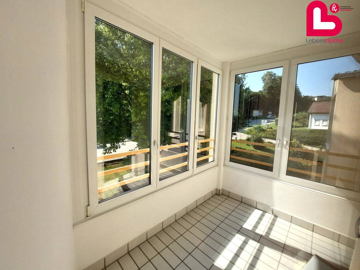 *6 Mon mietreduziert*  Wohnung in neu saniertem Wohnhaus