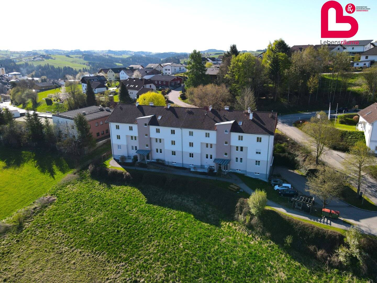*6 Mon mietreduziert*  Wohnung in neu saniertem Wohnhaus