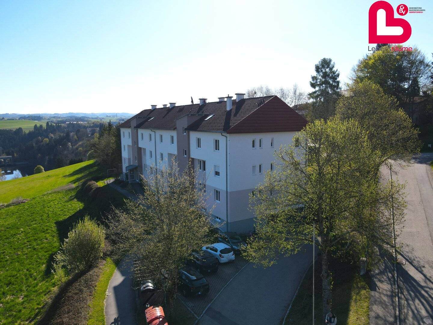 *6 Mon mietreduziert*  Wohnen in einem neu sanierten Wohnhaus