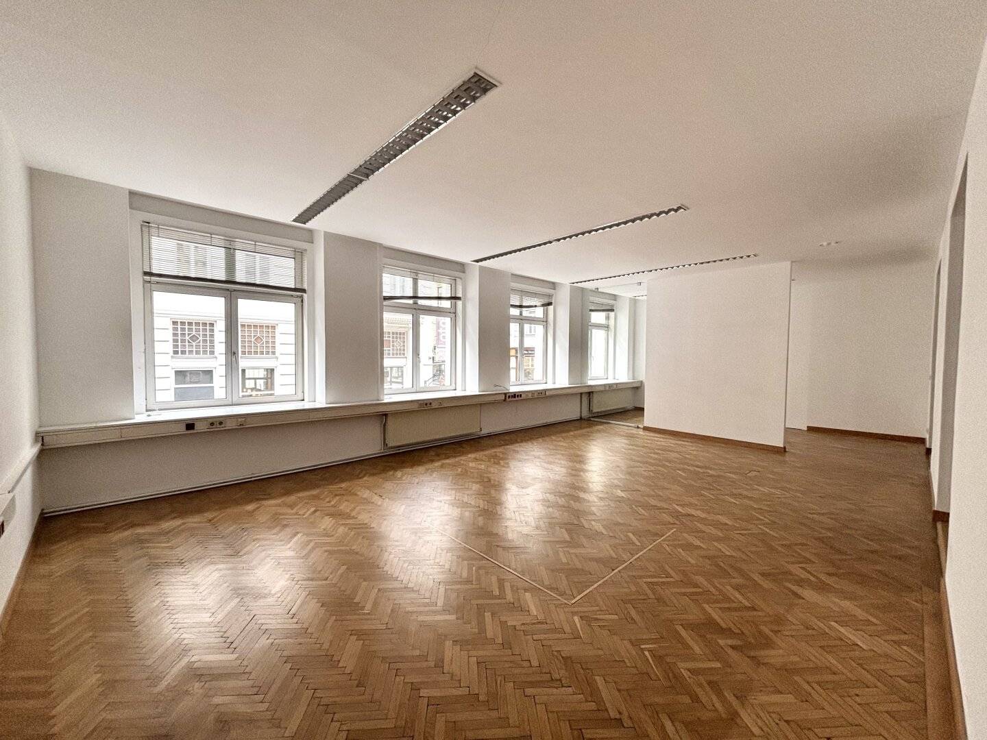 1070 Neubaugasse! Helles Büro in zentraler Top-Lage!