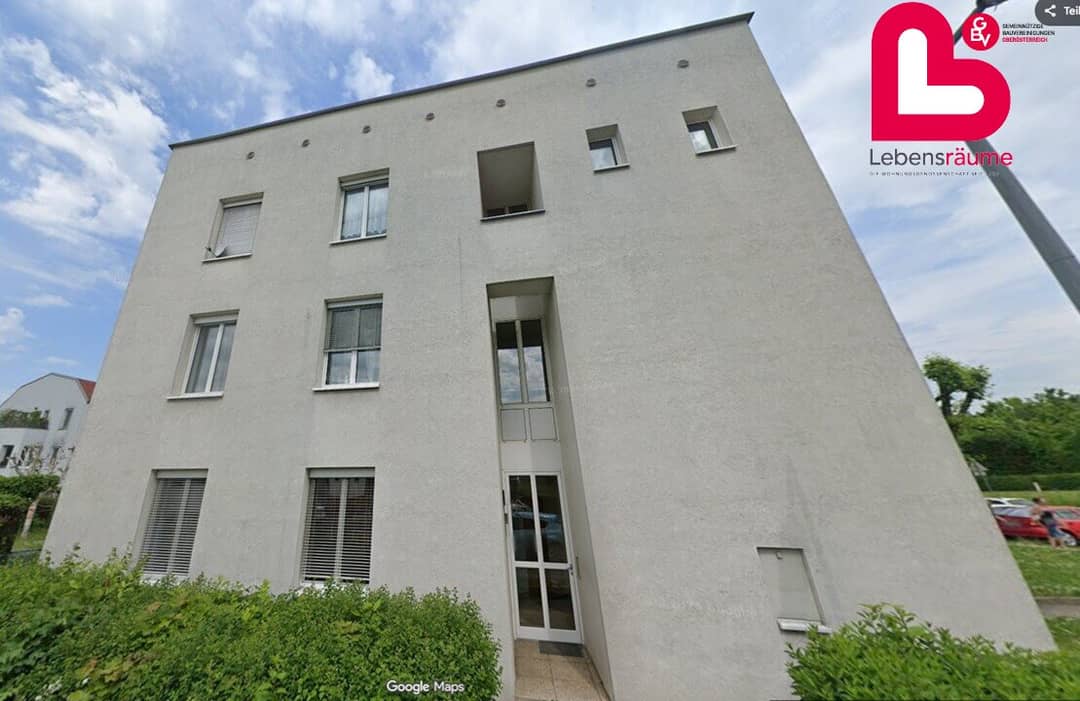 Ruhige Wohnung mit Loggia und Parkplatz- nach Sanierung