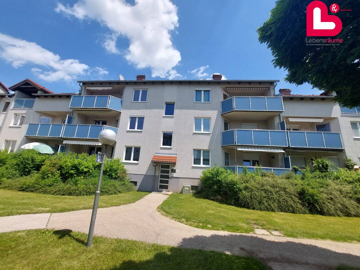 Schöne 4-Zimmer Wohnung in Edt/Lambach mit Loggia und Abstellplatz (OHNE LIFT)