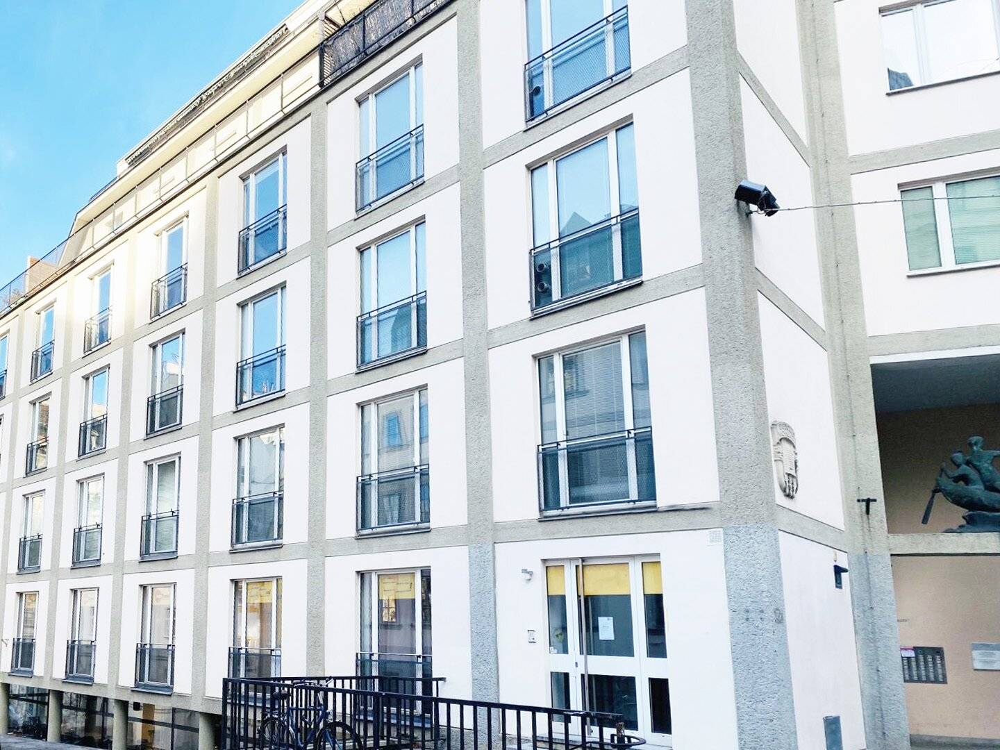 Perfectly laid-out new-build apartment in an excellent micro-location with a garage space