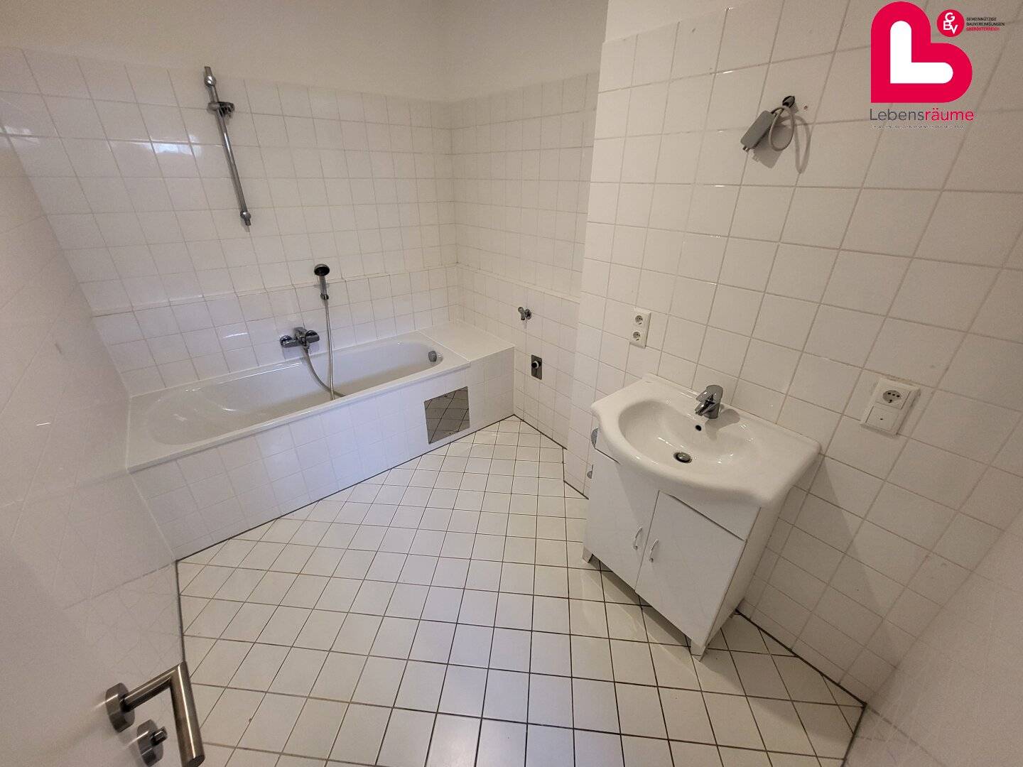 Tolle 3-Zimmer Wohnung in Ebensee mit Loggia und TG-Abstellplatz (OHNE LIFT)