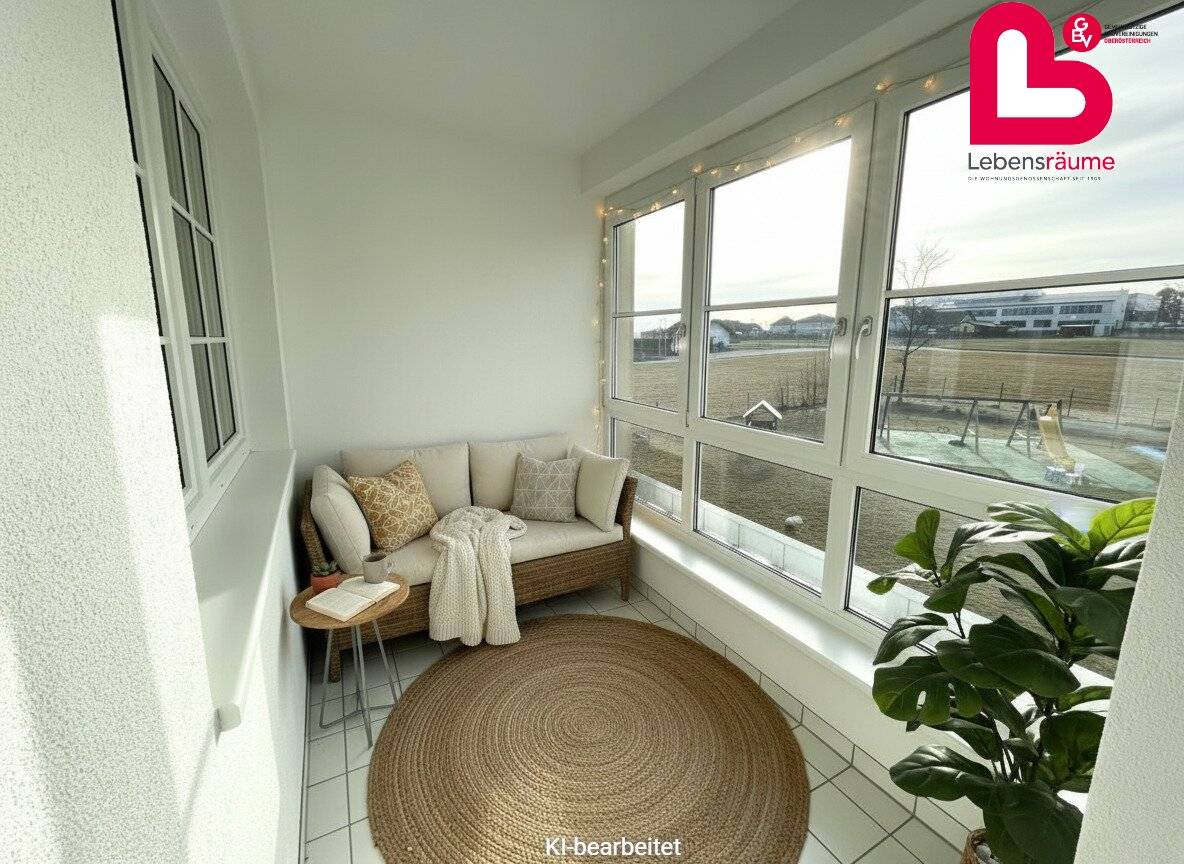 Sanierte 3-Zimmer Wohnung mit Parkplatz und Loggia