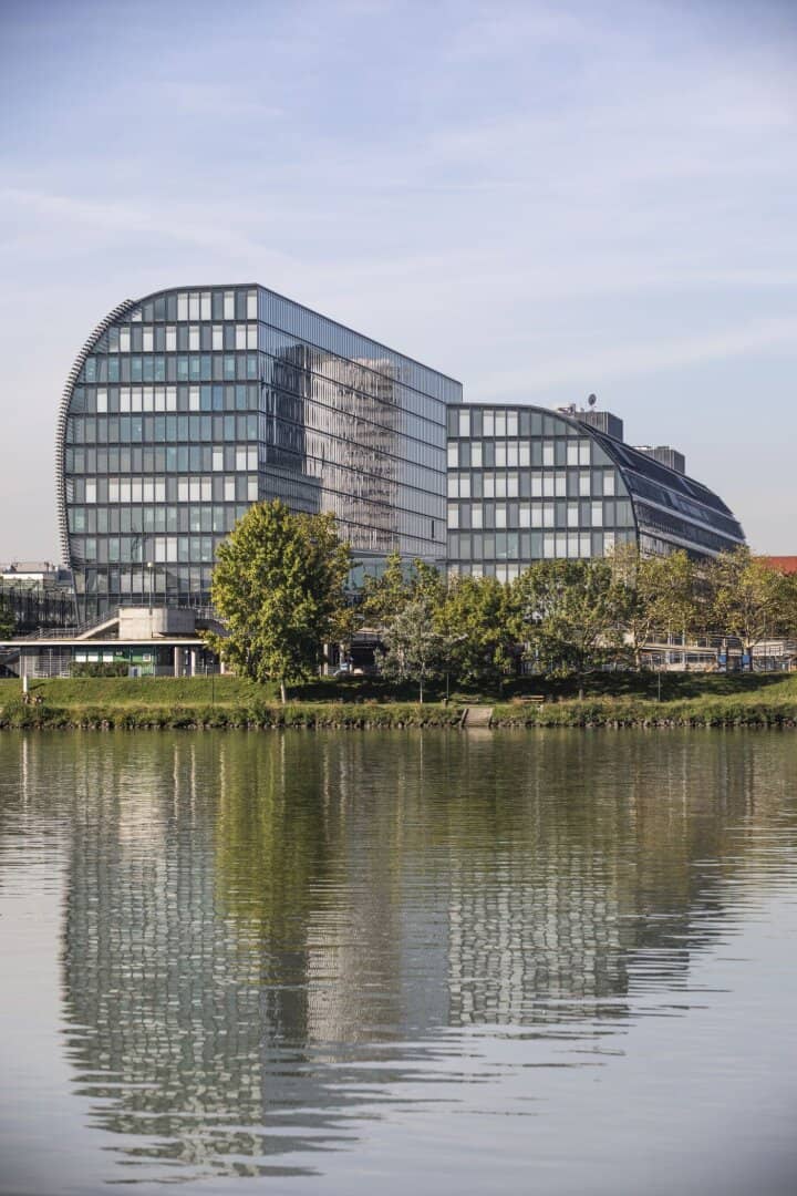 RIVERGATE - Moderne Bürofläche auch für USt-befreite Interessenten! 1200!