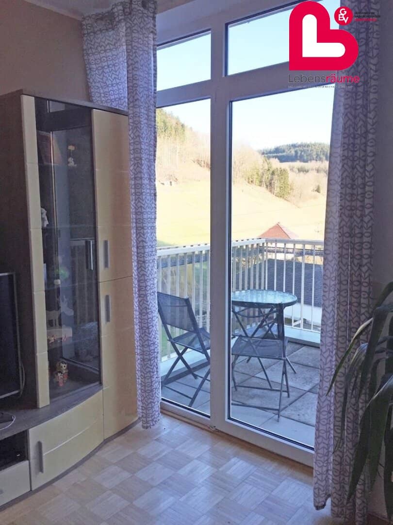 Gemütliche 2-Zimmer Wohnung in Hirschbach mit Dachterrasse