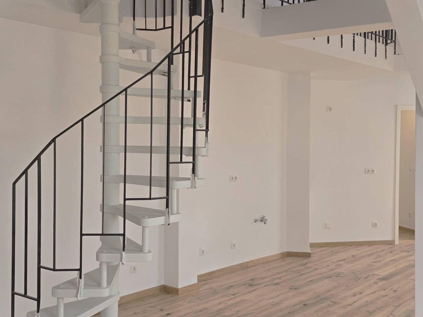 ++ Jugendstil-Juwel im Wiener Altbau + Nur noch 3-Neubau Wohnungen und 3 Altbauwohnungen +  U4 Unter Sankt Veit  +
