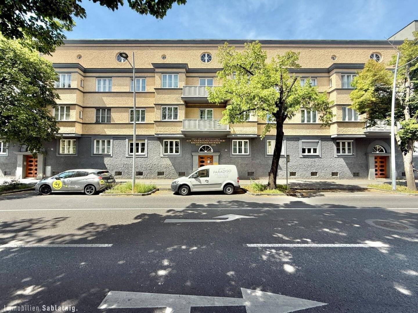 STILVOLLE ETAGENWOHNUNG IM HERZEN von Krems an der Donau!