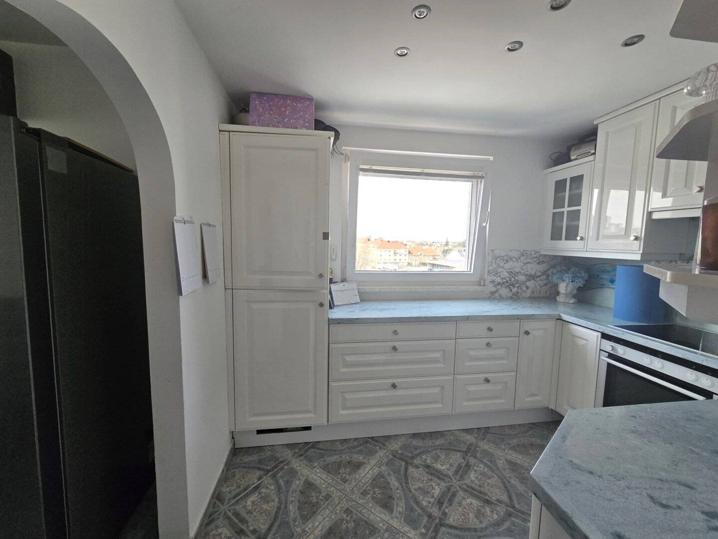 ++ MUSS MAN UNBEDINGT BESICHTIGEN + Wfl. 103m² +4 ZIMMER + BALKON + LOGGIA++