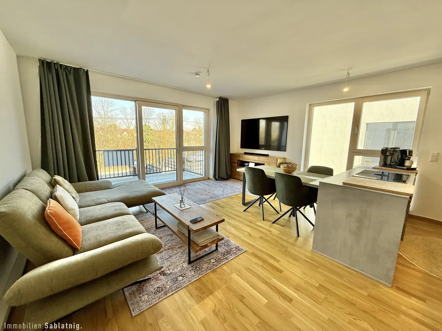 ELEGANT & LUXURIÖS! Traumhafte Wohnung direkt am Mühlwasser - Ihr neues Zuhause zum Wohlfühlen!