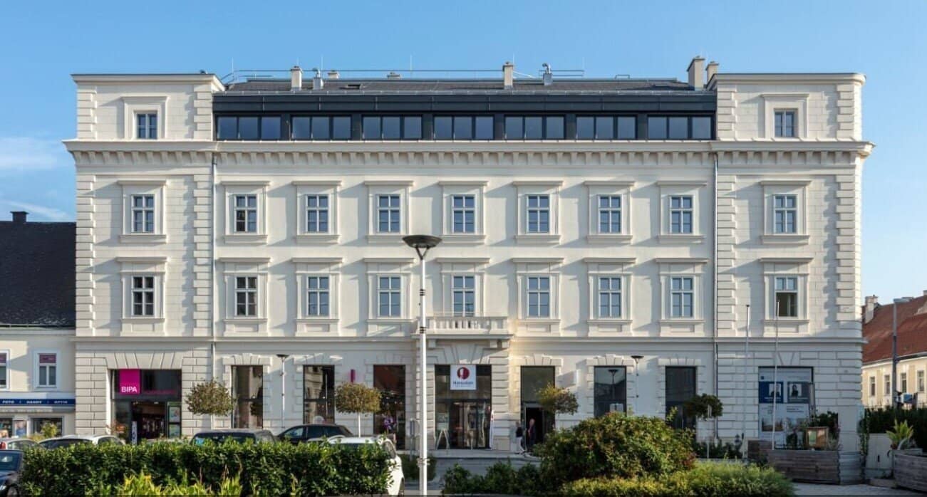 Top! Provisionsfrei! 2 Garagenplätze | Doppelstellplatz nebeneinander direkt am Hauptplatz | Karree Korneuburg | Eigentum!