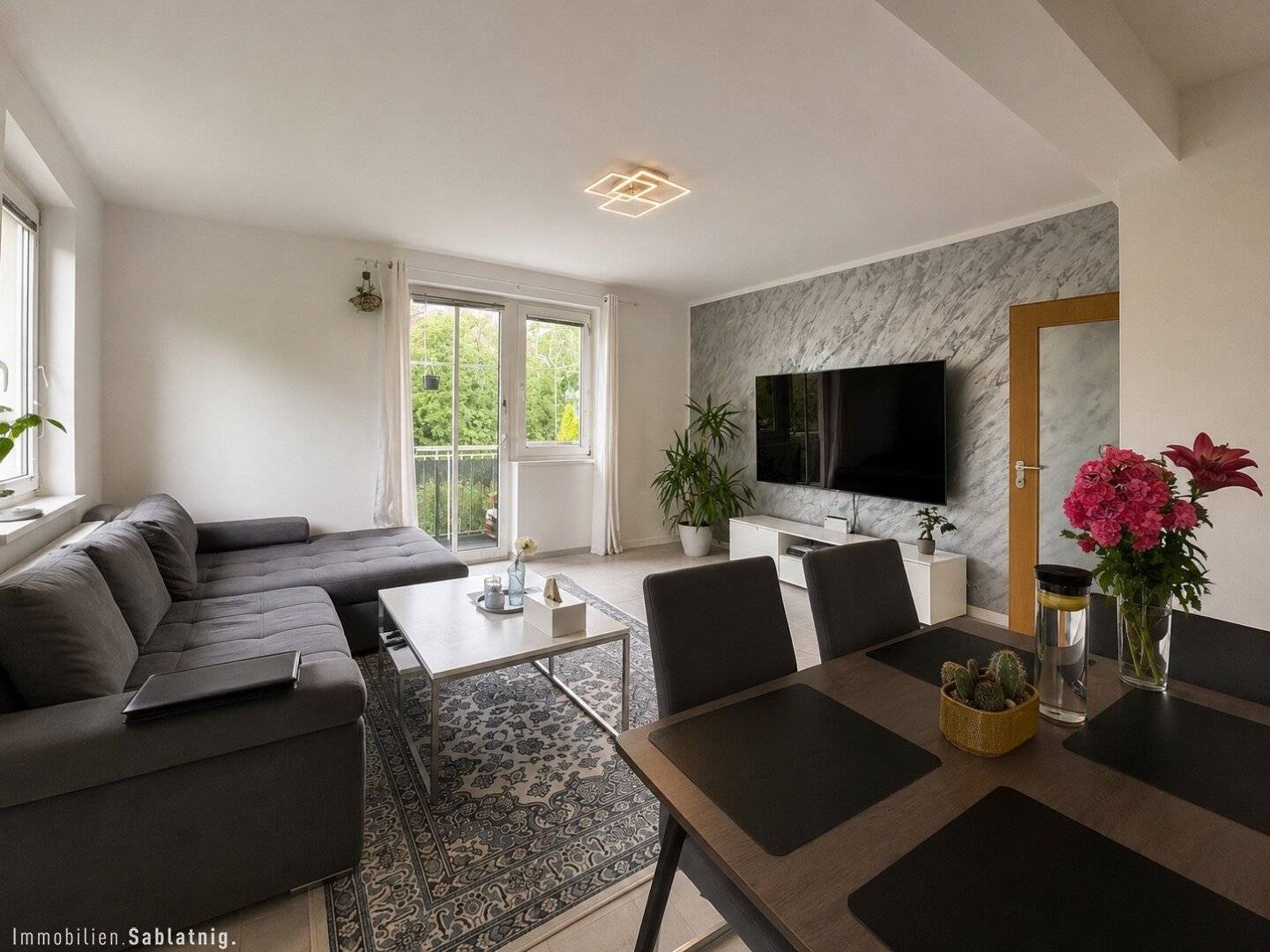 Charmante 3-Zi.-Wohnung mit Loggia, Garage & Einbauküche in St. Pölten, 70m²!