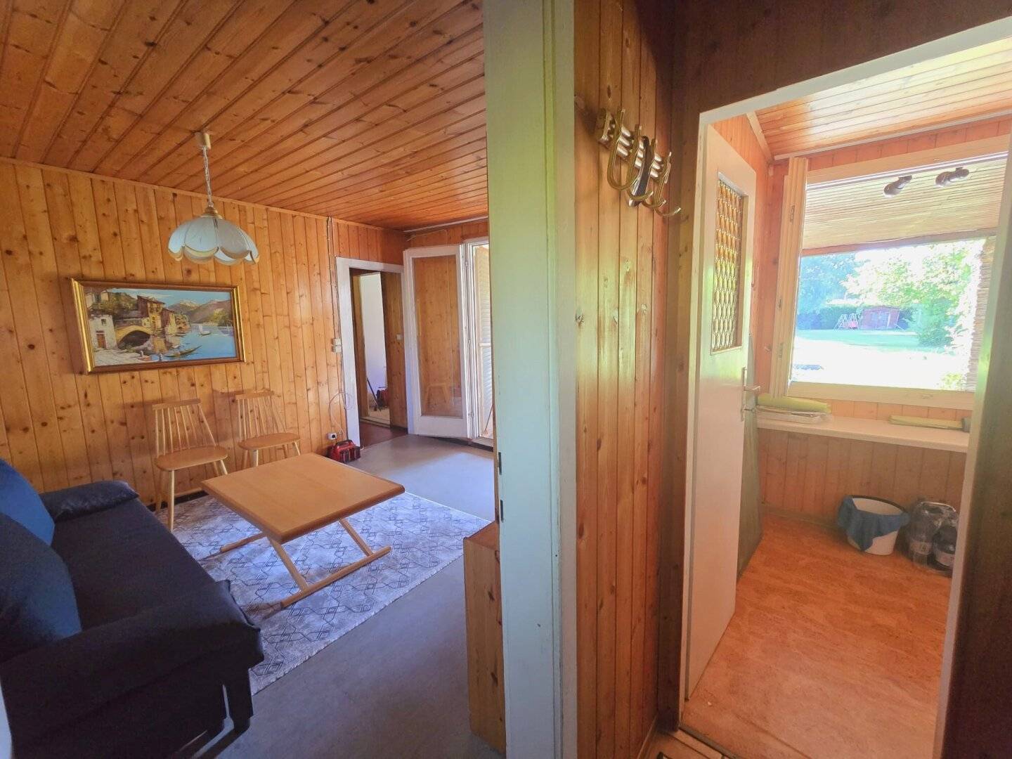 + EINMALIGE CHANCE + Ferienhaus am Neufelder See - Möglich auch als Zweitwohnsitz - paar Minuten vom Badesee entfernt - Privatstraße um nur € 29.000,-