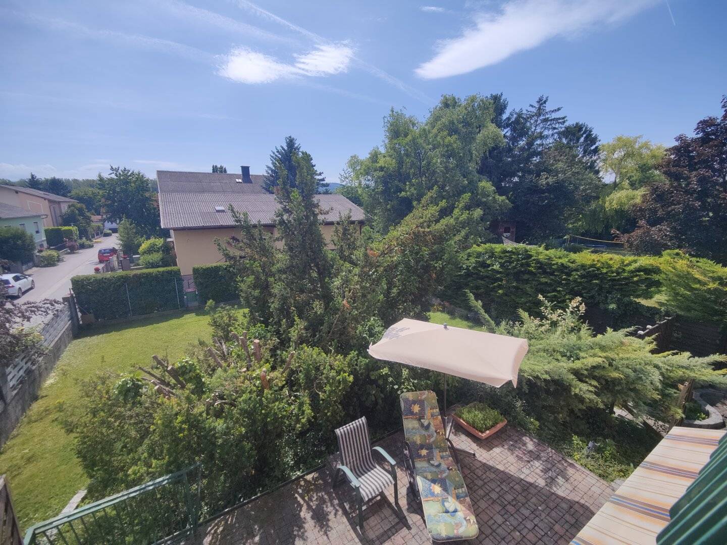 Schönes Einfamilienhaus mit großem Garten, Carport und guter Raumaufteilung in Korneuburg