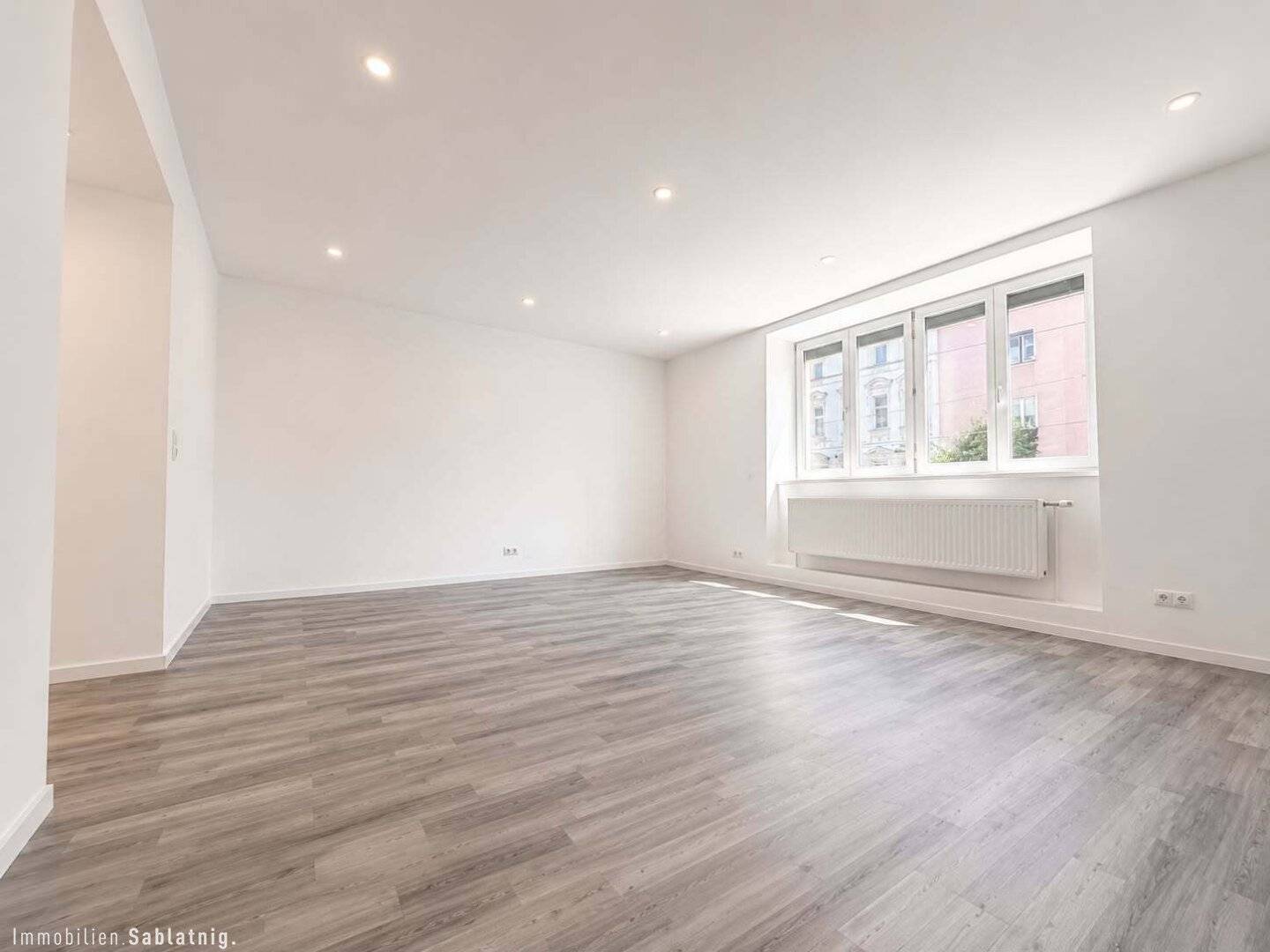 FAMILIENHIT! MODERN! GROßZÜGIG! Helle 5-Zi. Wohnung mit 2 Bädern, Aufzug & Einbauküche in 1210 Wien!