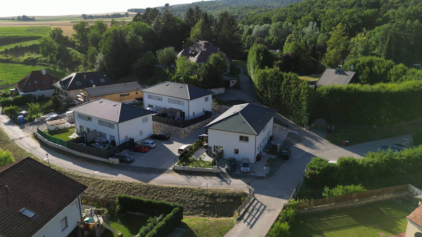 TOP! Traumhafte Doppelhaushälfte in Oberrohrbach sucht einen neuen Eigentümer!