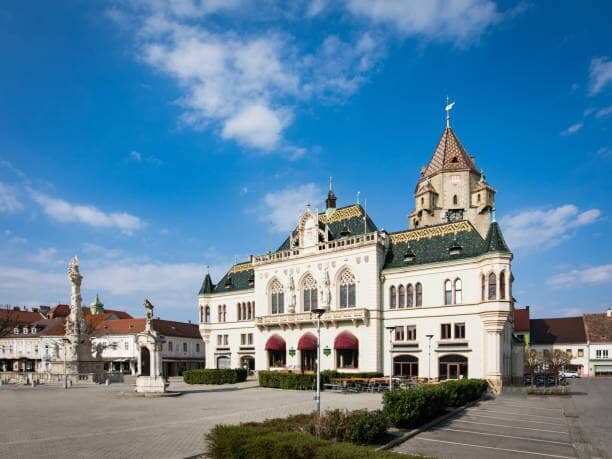 TOP! Baubewilligtes Grundstück für Wohnbau in Korneuburg! Investieren Sie in Niederösterreich!