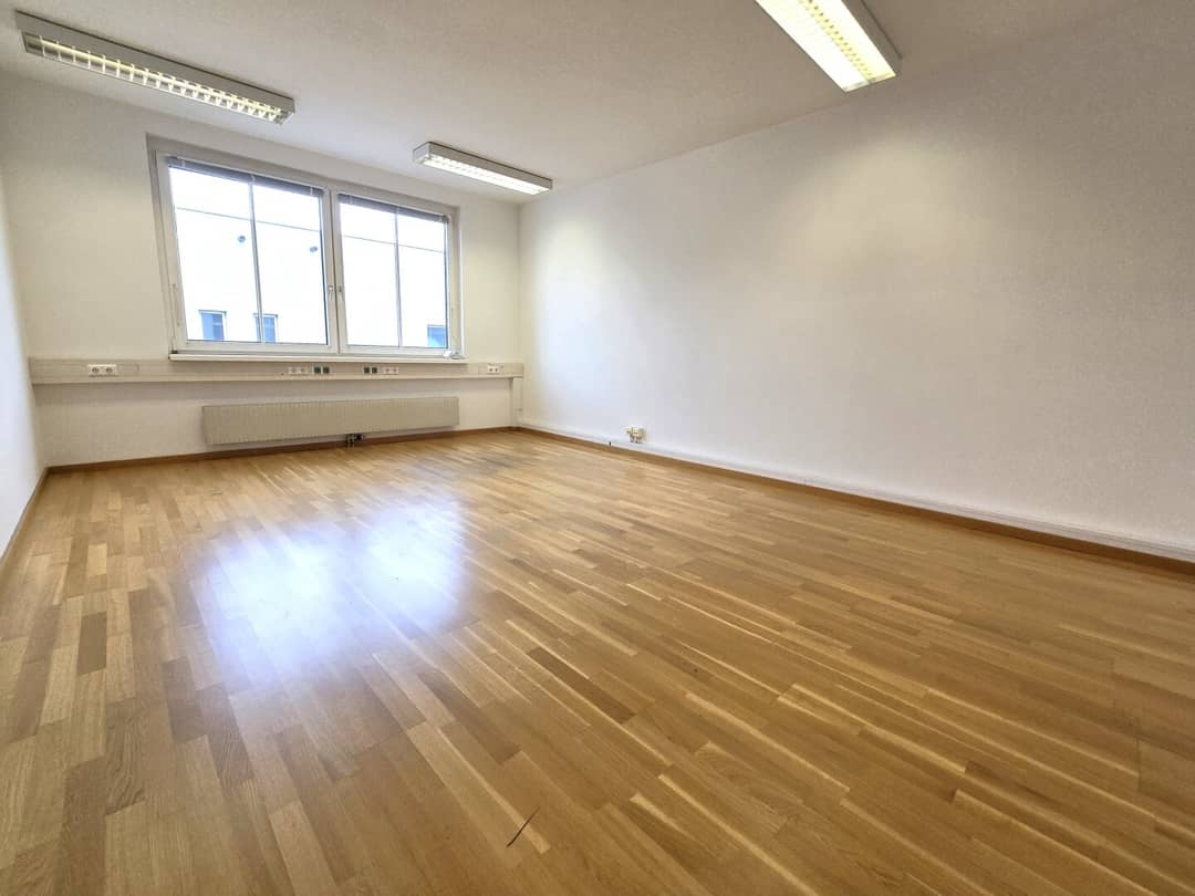 Büro 116 m² in 1. Stock, Liesing