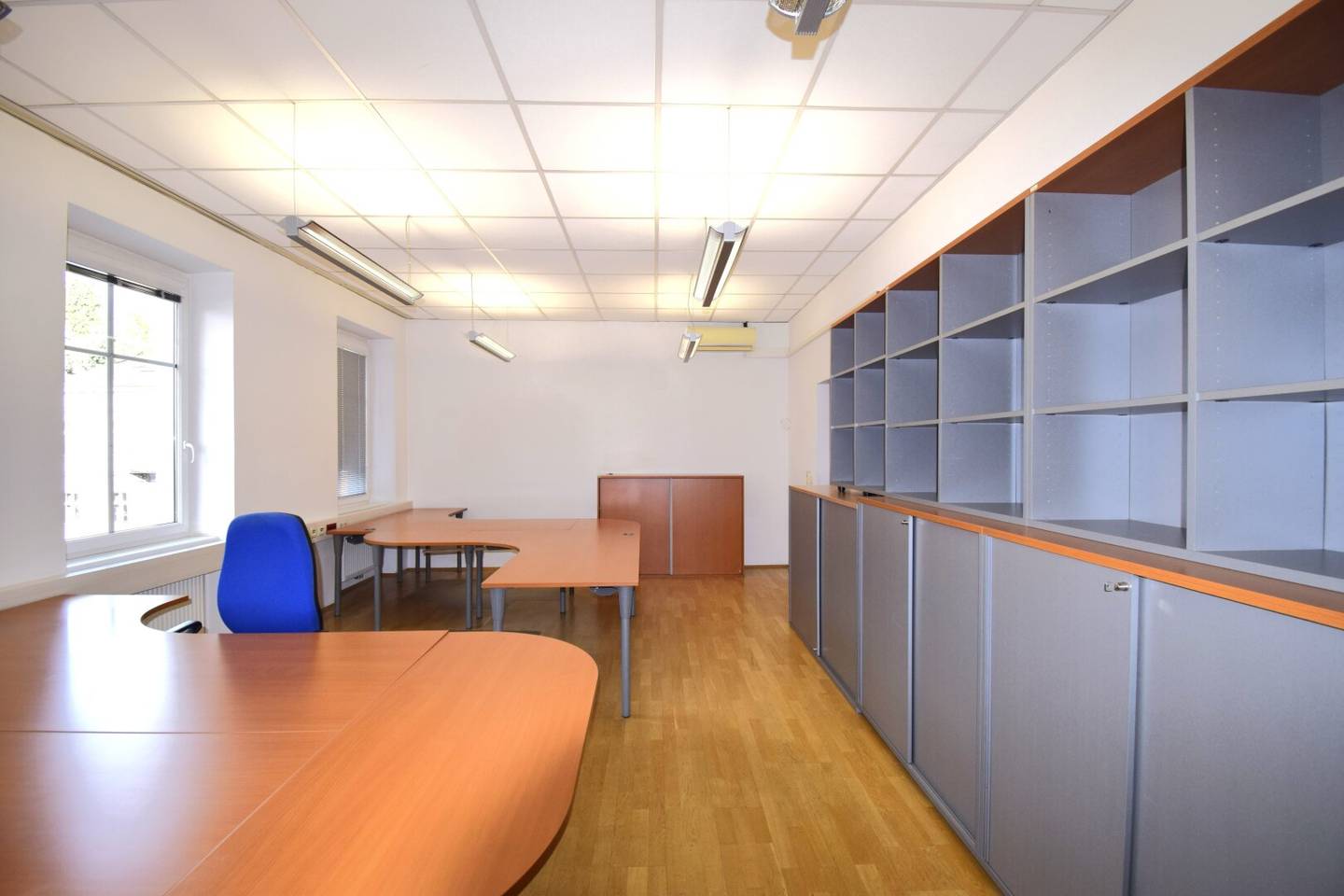 MÖBLIERTES BÜRO - JETZT FÜR SIE BEREIT