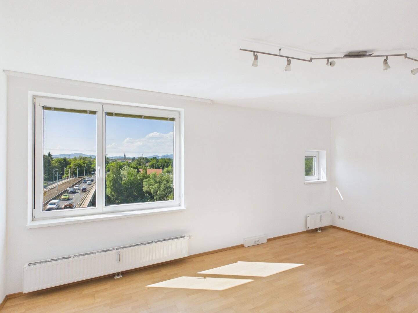 Großzügiges Wohnen mit Traunblick – 211 m² Wohnqualität in Ebelsberg